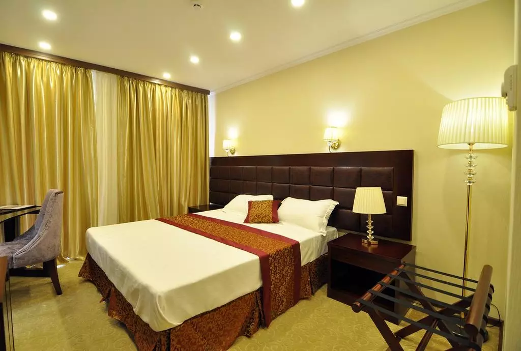 hotel velvet  tbilisi_shabavizparvaz_11.jpg